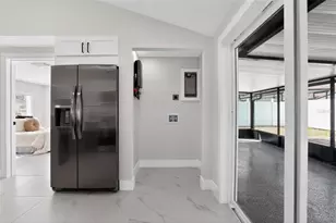 10111 Pine Trails Ct, Tampa, FL 33615 - Photo 15