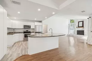 11507 Moffat Pl, Temple Terrace, FL 33617 - Photo 7