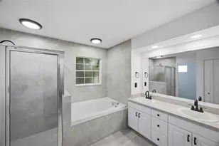 6302 Silver Oaks Dr, Zephyrhills, FL 33542 - Photo 17