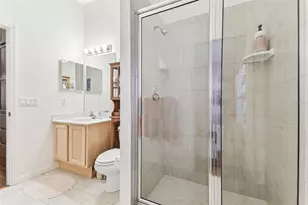 17906 Loretta Ln, Lutz, FL 33548 - Photo 15