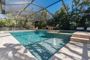 557 Florida Ave, Palm Harbor, FL 34683 - Photo 23