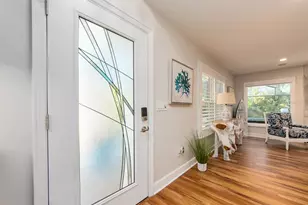 557 Florida Ave, Palm Harbor, FL 34683 - Photo 9