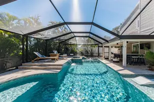 557 Florida Ave, Palm Harbor, FL 34683 - Photo 25