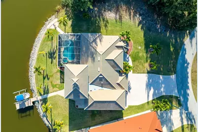 10544 Poughkeepsie Circle, Port Charlotte, FL 33981 - Photo 7