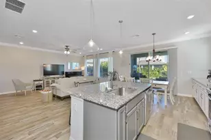 7204 Paradiso Dr, Apollo Beach, FL 33572 - Photo 9