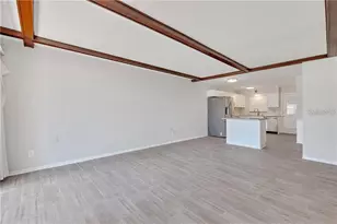 4250 37th St S, Saint Petersburg, FL 33711 - Photo 11