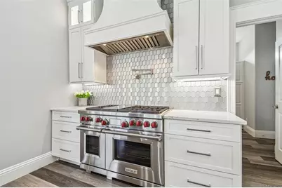 9105 Woodridge Run Drive, Tampa, FL 33647 - Photo 11