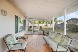 1016 Lady Guinevere Dr, Valrico, FL 33594 - Photo 23