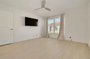 8708 41st St N, Pinellas Park, FL 33782 - Photo 23