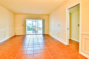 10374 Carrollwood Ln, Tampa, FL 33618 - Photo 17