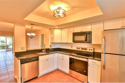 10374 Carrollwood Lane #241, Tampa, FL 33618 - Photo 5