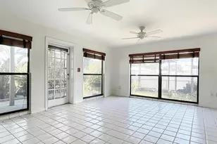 2945 68th St N, Saint Petersburg, FL 33710 - Photo 25