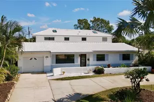 2945 68th St N, Saint Petersburg, FL 33710 - Photo 5