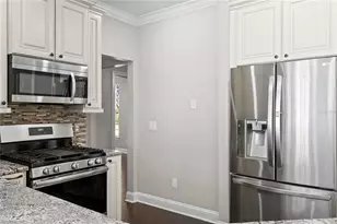 305 Inner Harbour Cir, Tampa, FL 33602 - Photo 7