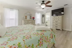 13826 Antigua Dr, Seminole, FL 33776 - Photo 11