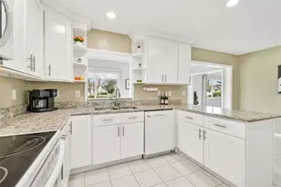 2306 Lancaster Dr, Sun City Center, FL 33573 - Photo 21