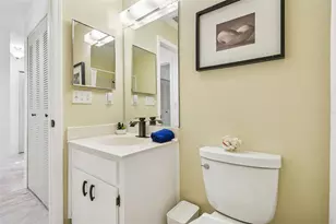 2306 Lancaster Dr, Sun City Center, FL 33573 - Photo 43