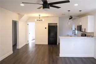 212 W Hiawatha St, Tampa, FL 33604 - Photo 3