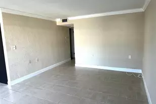 8450 112th St, Seminole, FL 33772 - Photo 7