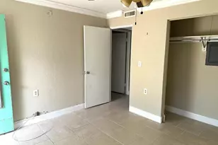 8450 112th St, Seminole, FL 33772 - Photo 35