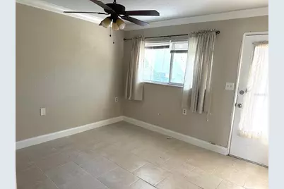 8450 112th Street #102, Seminole, FL 33772 - Photo 17
