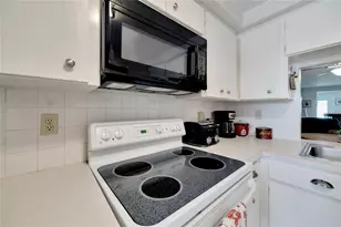 4112 Hampton Dr, New Port Richey, FL 34652 - Photo 21