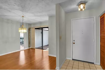 7905 Luxbury Place, Tampa, FL 33614 - Photo 7