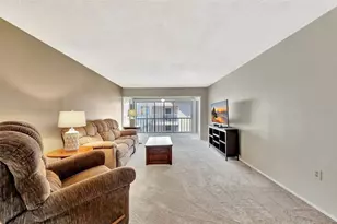 113 Island Way, Clearwater Beach, FL 33767 - Photo 27