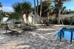 1001 Point Of Rocks Rd, Sarasota, FL 34242 - Photo 17