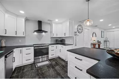 6377 15th Street S, Saint Petersburg, FL 33705 - Photo 35