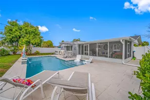 6377 15th St S, Saint Petersburg, FL 33705 - Photo 19