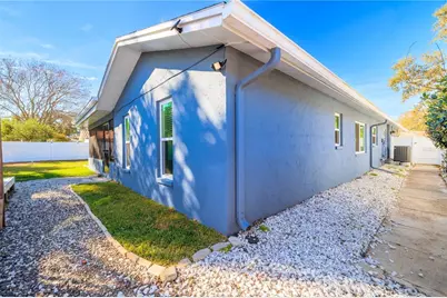 9407 Laura Anne Drive, Seminole, FL 33776 - Photo 31