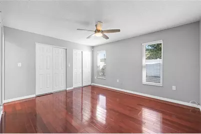 9407 Laura Anne Drive, Seminole, FL 33776 - Photo 15