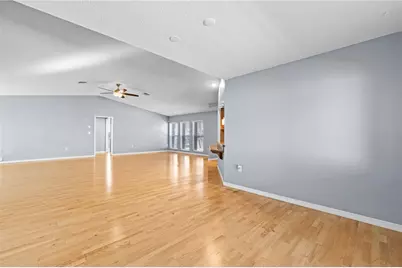 9407 Laura Anne Drive, Seminole, FL 33776 - Photo 9