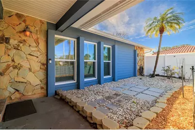 9407 Laura Anne Drive, Seminole, FL 33776 - Photo 5