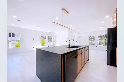 4601 Queensboro Avenue S, Saint Petersburg, FL 33712 - Photo 33