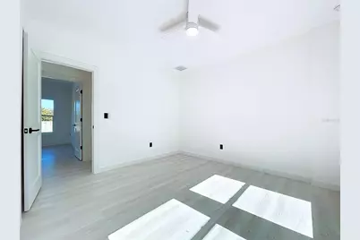 4601 Queensboro Avenue S, Saint Petersburg, FL 33712 - Photo 43
