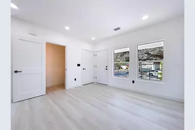 4601 Queensboro Avenue S, Saint Petersburg, FL 33712 - Photo 17