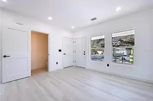 4601 Queensboro Ave S, Saint Petersburg, FL 33712 - Photo 17