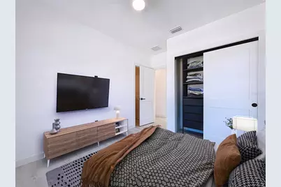 4601 Queensboro Avenue S, Saint Petersburg, FL 33712 - Photo 11