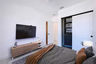 4601 Queensboro Ave S, Saint Petersburg, FL 33712 - Photo 11