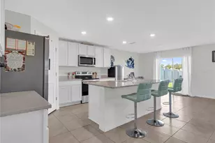 16526 Windmill Forge Pass, Wimauma, FL 33598 - Photo 7