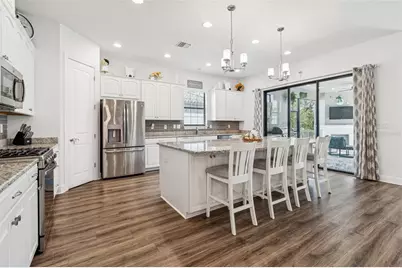 8723 Sorano Villa Drive, Tampa, FL 33647 - Photo 11