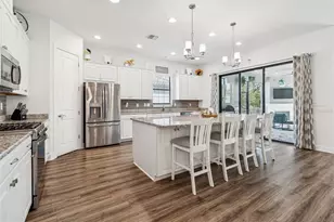 8723 Sorano Villa Dr, Tampa, FL 33647 - Photo 11