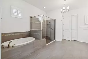 8723 Sorano Villa Dr, Tampa, FL 33647 - Photo 43