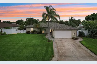 5036 Dover Street NE, Saint Petersburg, FL 33703 - Photo 1