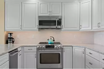 19519 Gulf Boulevard #202, Indian Shores, FL 33785 - Photo 17