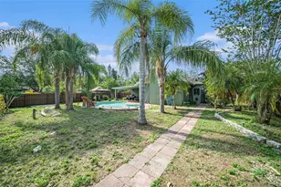 1813 Nova Dr, Valrico, FL 33596 - Photo 25