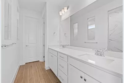 37864 Gunnison Drive, Zephyrhills, FL 33540 - Photo 11