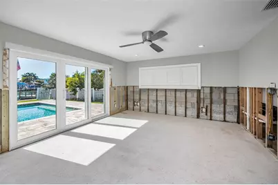 10132 Yacht Club Drive, Treasure Island, FL 33706 - Photo 21